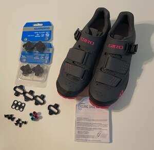 Giro Manta R Women's MTB Shoes, Pink/Grey, Sz. 9 BONUS Shimano